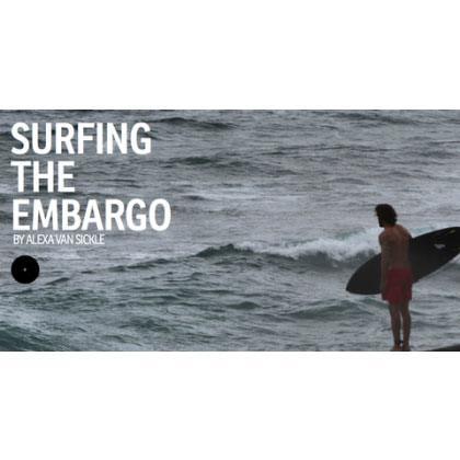 SURFEN AUF DEM EMBARGO