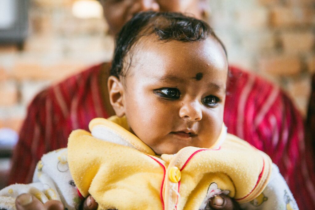 NEPAL: AUFSTIEG AUS DEN TRÜMMERN