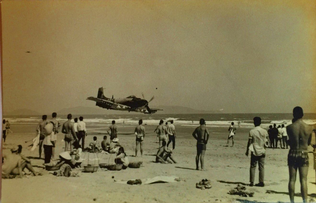 SURFEN IN VIETNAM AUF KOSTEN DER REGIERUNG! - TEIL ZWEI