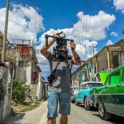 DIE SITTE GEHT AUF KUBA AUF DIE SUCHE NACH CLARK!