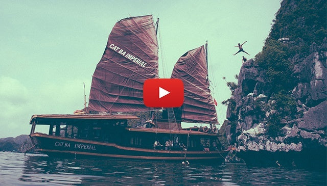 SPRINGEN SIE VON EINER KLIPPE!