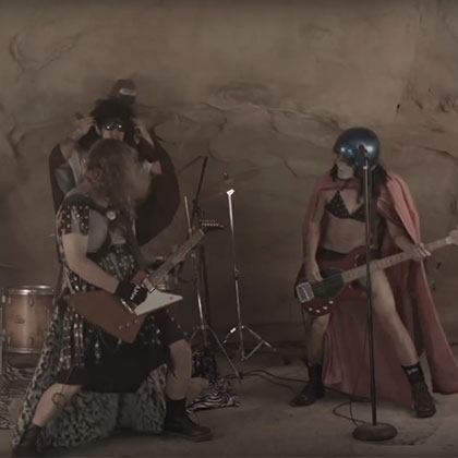 TOTE MEERJUNGFRAUEN - MEINE FISCHE!