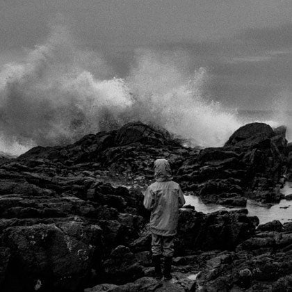 VERFOLGEN SIE DIE ANONYMITÄT!